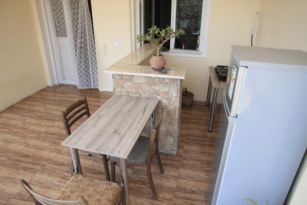 Guest House Ebralidze Mtsʼkhetʼa Buitenkant foto